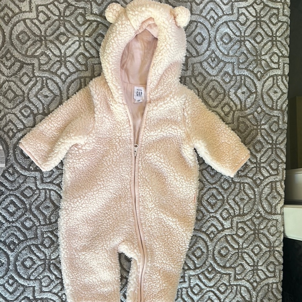 BabyGap Sherpa Bunting Baby Pink 0-3